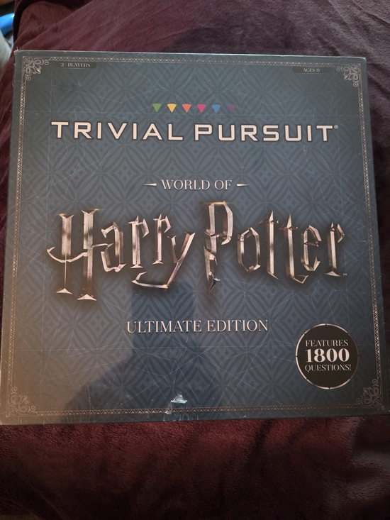 Trivial Pursuit Other - Trivial Pursuit World of Harry Potter Ultimate Edition Board Game - Blue